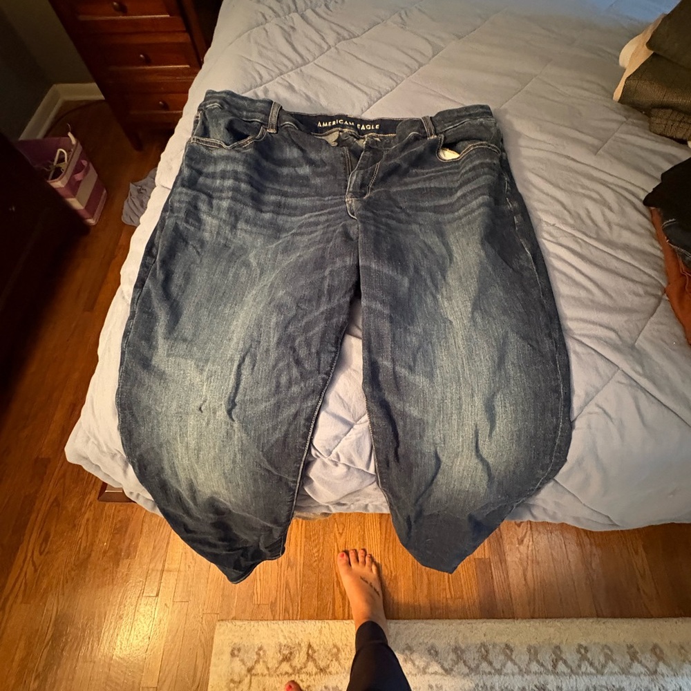 American Eagle Outfitters Dark and Light Blue Curvy Jeggings Size 18 Long